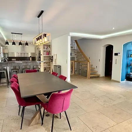 Superbe A Avec Piscine Dans Un Quartier Calme Βίλα Αντίμπ